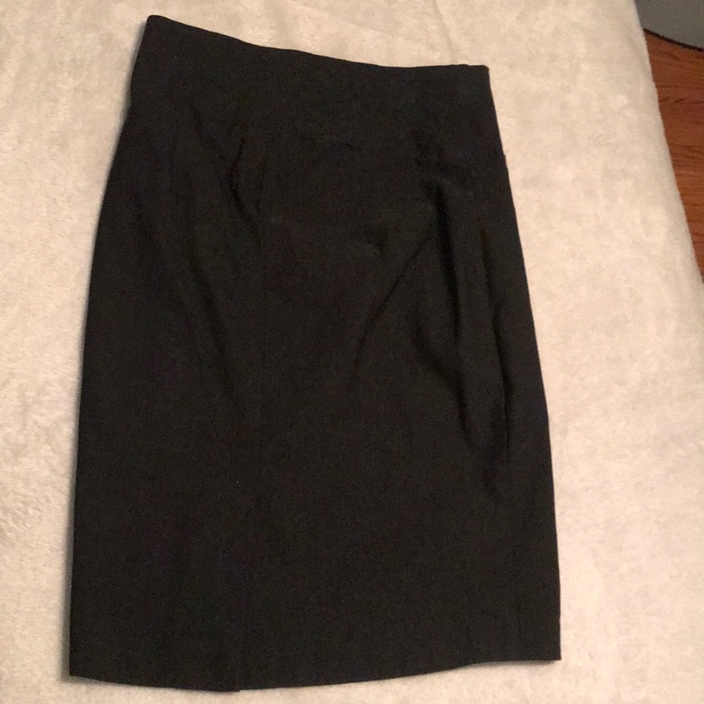 Black stretchy mini skirt